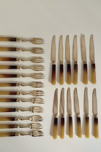Juego de Cubiertos de Baquelita y Latón - Imagen 3