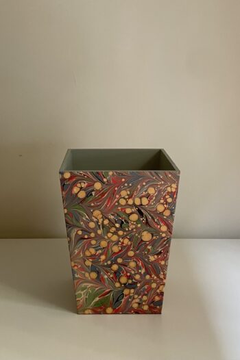 Papelera Papel Marmoleado de Natalia Moreno - Imagen 4